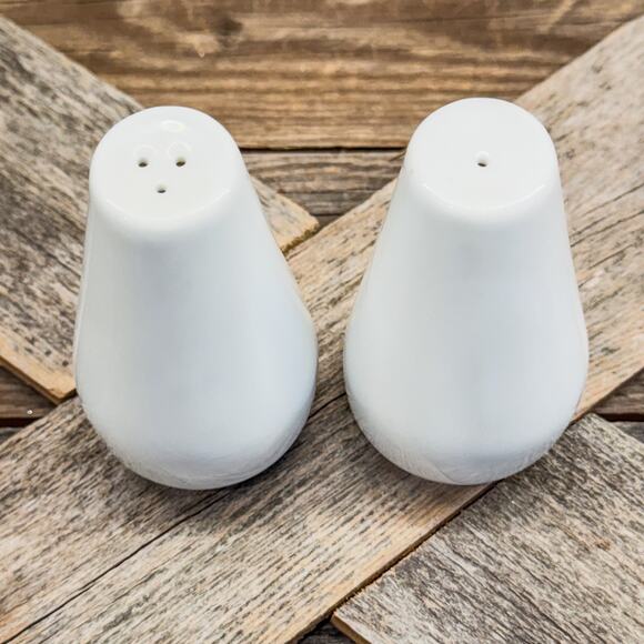Kahla Elixyr White Porcelain Salt/Pepper Shakers, Chic Asymmetrical Minimalist - Picture 6 of 7